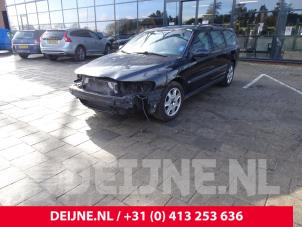 Volvo V70 Wing mirror, right O98382 Donor vehicle