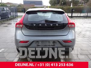 Volvo V40 12-