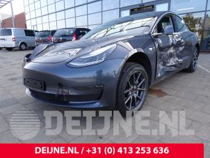 Tesla Model 3 Body control computer O104405 Donor vehicle