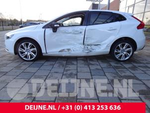Volvo V40 12-
