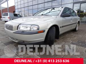 Volvo S80 Front upper wishbone, left O203661 Donor vehicle