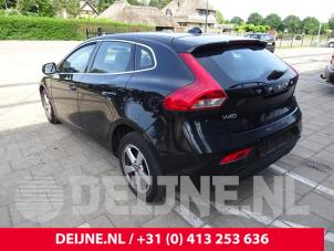 Volvo V40 12-