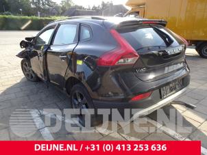 Volvo V40 12-