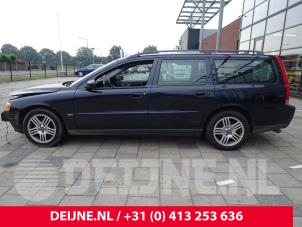 Volvo V70 01-
