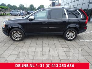 Volvo XC90 02-