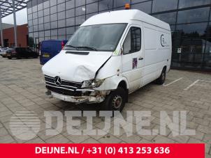 Mercedes Sprinter Driehoeks Ruit links-voor O170927 Donorvoertuig