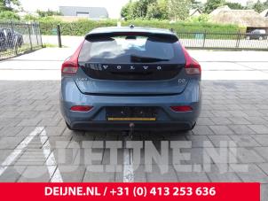 Volvo V40 12-