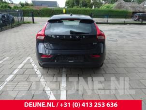 Volvo V40 12-