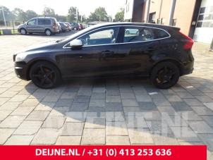 Volvo V40 12-