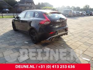 Volvo V40 12-