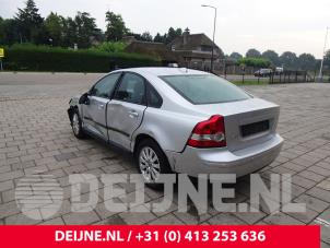 Volvo S40 04-