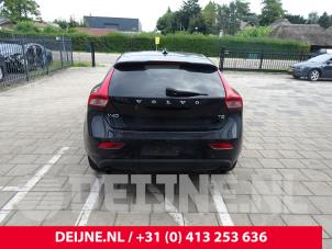 Volvo V40 12-