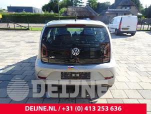 Volkswagen UP 11-