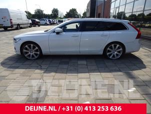 Volvo V90 17-