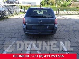 Opel Astra H 04-