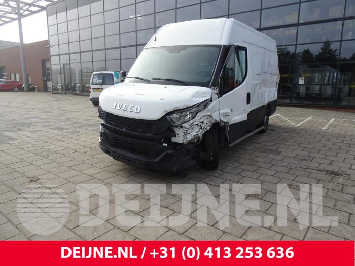 Iveco New Daily Spoorstang links O125163 Donorvoertuig