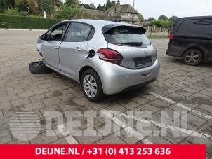 Peugeot 208 12-