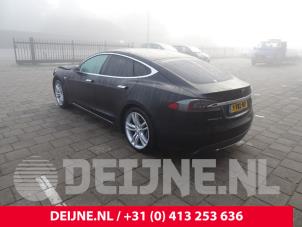 Tesla Model S 12-