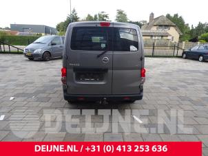 Nissan NV200 10-