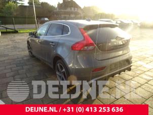 Volvo V40 12-