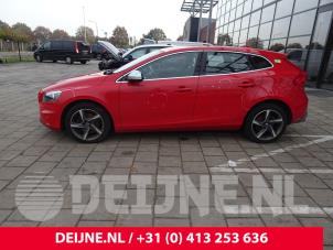 Volvo V40 12-