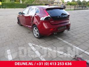Volvo V40 12-