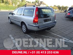 Volvo V70 01-