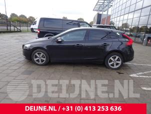 Volvo V40 12-
