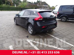Volvo V40 12-