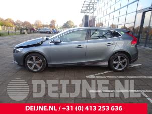 Volvo V40 12-