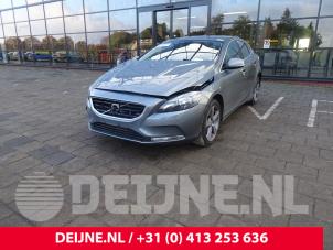 Volvo V40 Intercooler Rohr O314531 Spenderfahrzeug