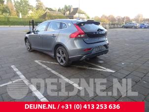 Volvo V40 12-