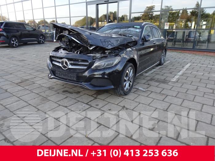 Mercedes C-Klasse Kolben O138882 Spenderfahrzeug