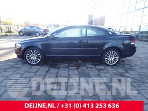 Volvo C70 06-