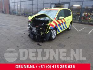Volkswagen Touran Auspuff Mittel- + Enddämpfer O127365 Spenderfahrzeug