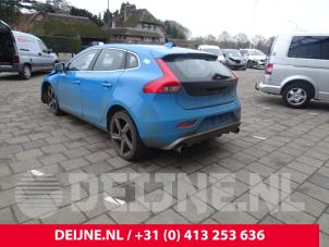 Volvo V40 12-