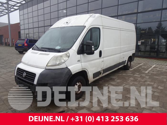Fiat Ducato Öl Füllrohr O161982 Spenderfahrzeug
