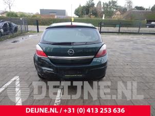 Opel Astra H 04-