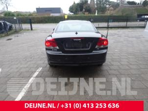 Volvo C70 06-