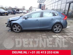 Volvo V40 12-