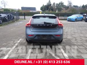 Volvo V40 12-