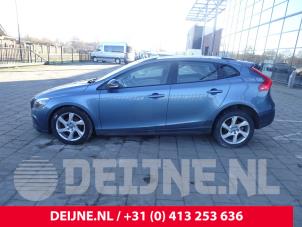 Volvo V40 12-