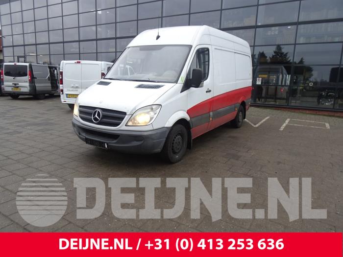 Mercedes Sprinter Portier 2Deurs rechts O142109 Donorvoertuig