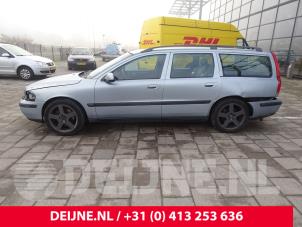 Volvo V70 01-
