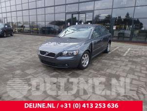 Volvo S40 04-