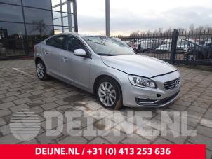 Volvo S60 Schokdemperpoot rechts-voor O150831 Donorvoertuig