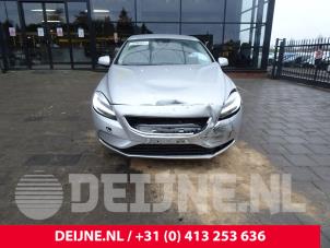 Volvo V40 12-