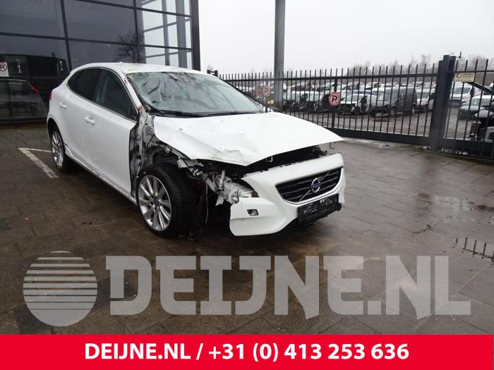 Volvo V40 Kilometerteller KM O137629 Donorvoertuig