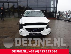 Volvo V40 12-