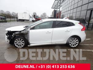 Volvo V40 12-